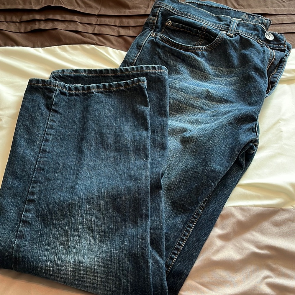 Axist Jeans
